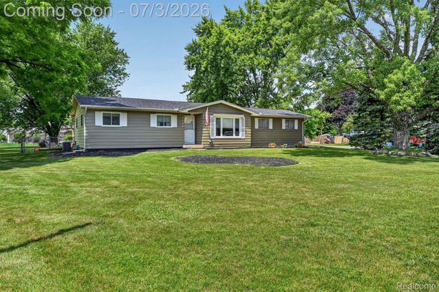 5355 N Seymour Road, Flushing Charter Township, MI 48433