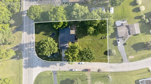 5355 N Seymour Road, Flushing Charter Township, MI 48433