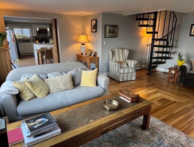 150 Power Street, Portsmouth, RI 02871