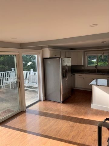 150 Power Street, Portsmouth, RI 02871
