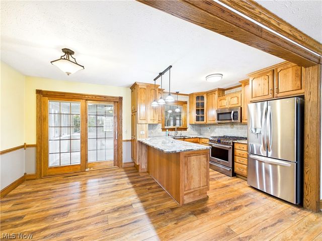 3206 Charles Drive, Vienna, WV 26105