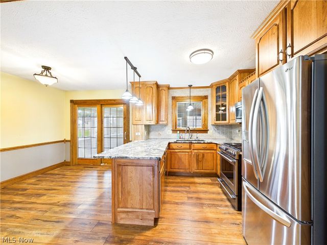 3206 Charles Drive, Vienna, WV 26105