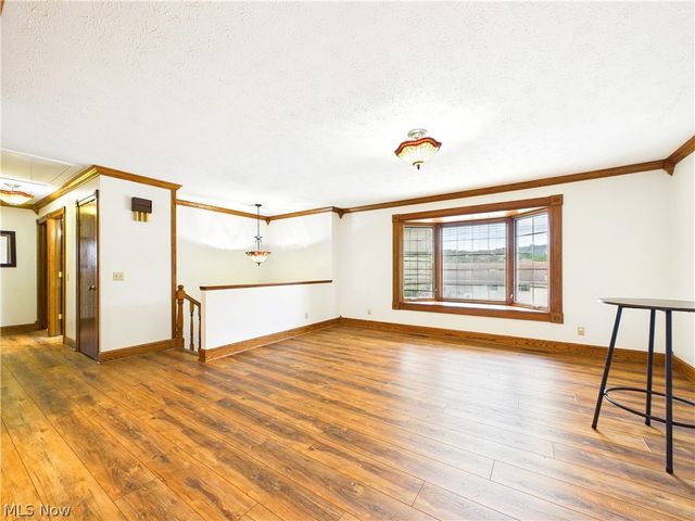 3206 Charles Drive, Vienna, WV 26105