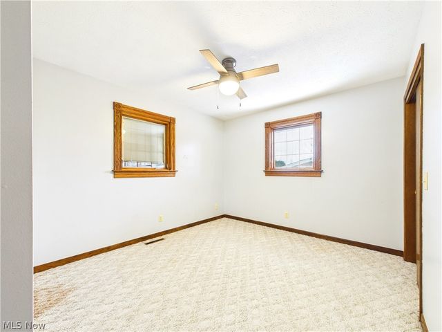 3206 Charles Drive, Vienna, WV 26105