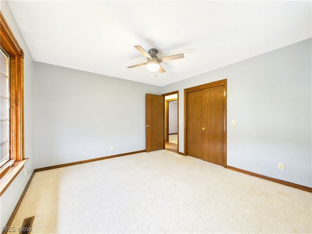 3206 Charles Drive, Vienna, WV 26105