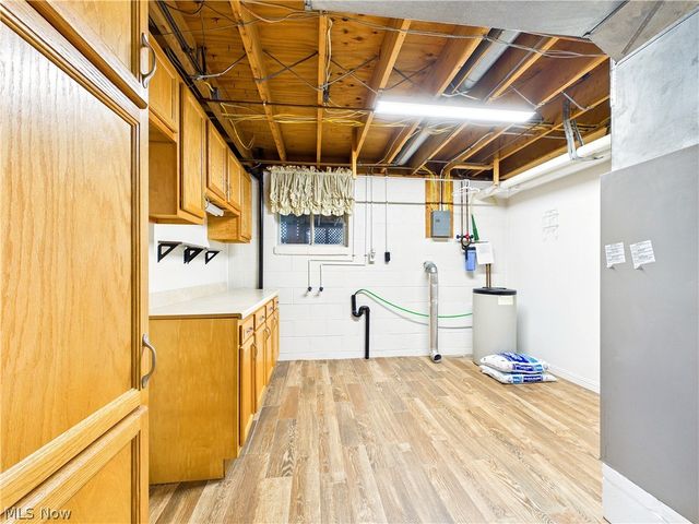 3206 Charles Drive, Vienna, WV 26105