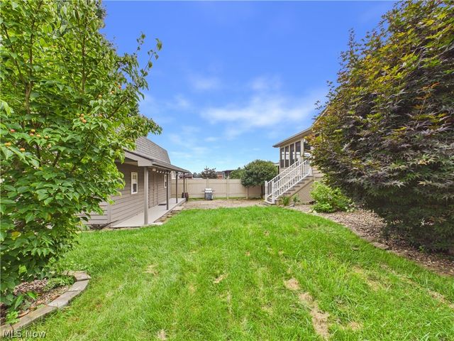 3206 Charles Drive, Vienna, WV 26105