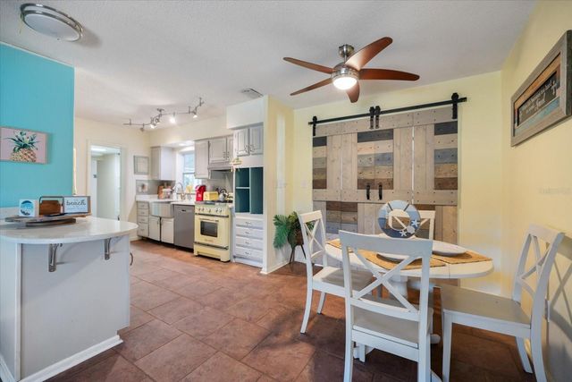 168 BUCKEYE AVENUE NW, Port Charlotte, FL 33952