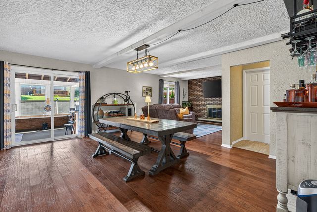 5245 170th Street, Oak Forest, IL 60452
