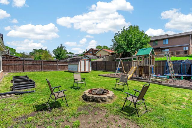 5245 170th Street, Oak Forest, IL 60452