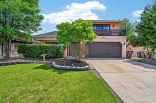 5245 170th Street, Oak Forest, IL 60452
