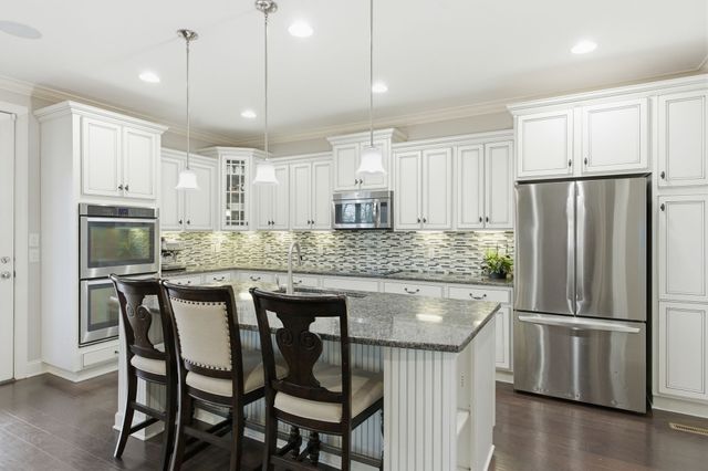 5177 Mountainbrook Cir, Hermitage, TN 37076