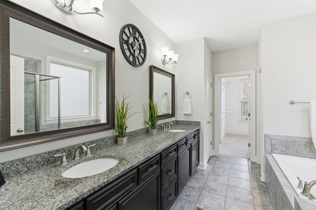 5177 Mountainbrook Cir, Hermitage, TN 37076