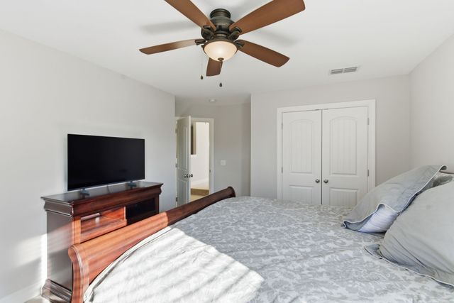 5177 Mountainbrook Cir, Hermitage, TN 37076