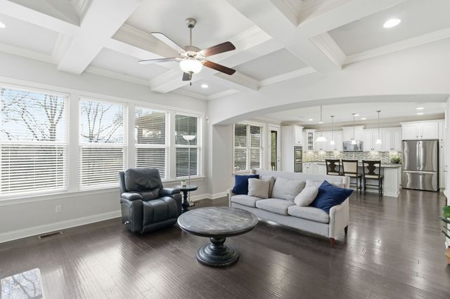 5177 Mountainbrook Cir, Hermitage, TN 37076