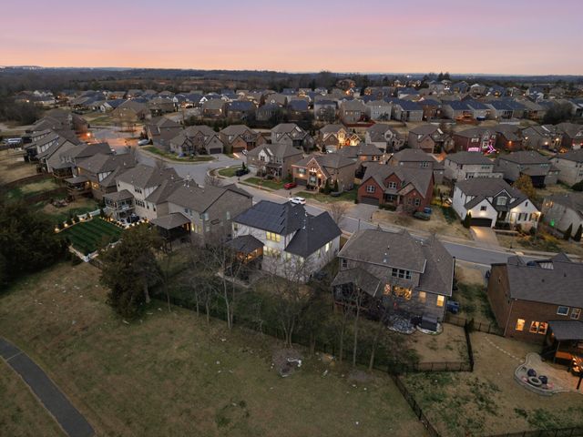 5177 Mountainbrook Cir, Hermitage, TN 37076