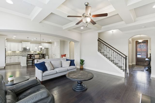 5177 Mountainbrook Cir, Hermitage, TN 37076