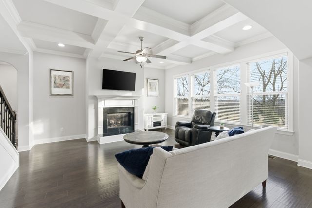 5177 Mountainbrook Cir, Hermitage, TN 37076