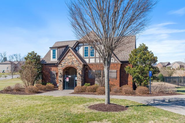 5177 Mountainbrook Cir, Hermitage, TN 37076