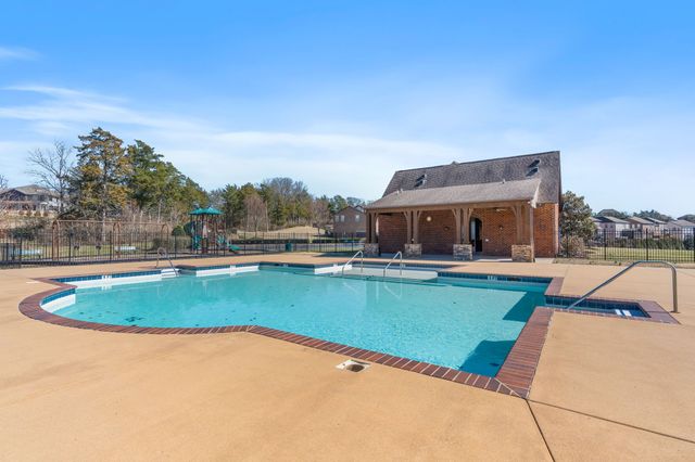 5177 Mountainbrook Cir, Hermitage, TN 37076