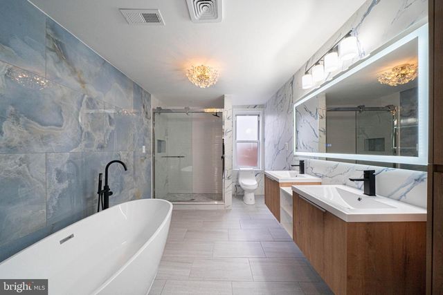 1226 S 6TH ST, Philadelphia, PA 19147