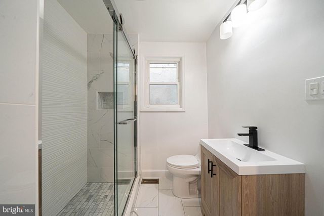 1226 S 6TH ST, Philadelphia, PA 19147