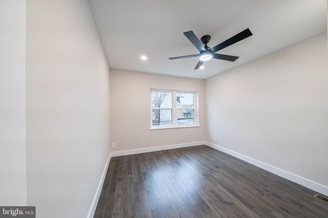 1226 S 6TH ST, Philadelphia, PA 19147