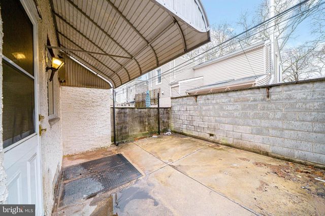 1226 S 6TH ST, Philadelphia, PA 19147