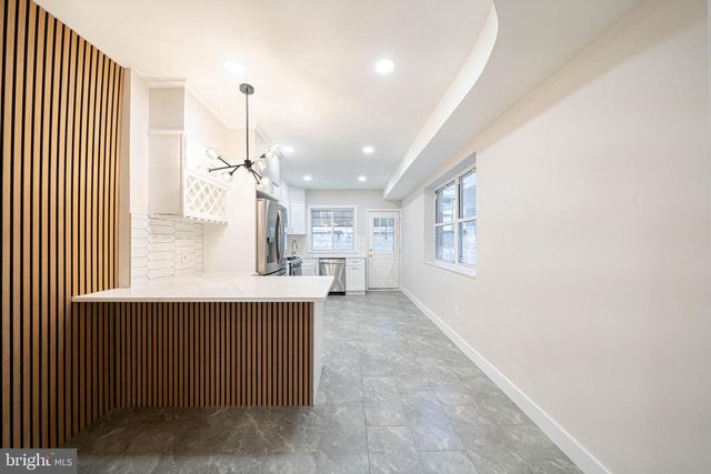 1226 S 6TH ST, Philadelphia, PA 19147