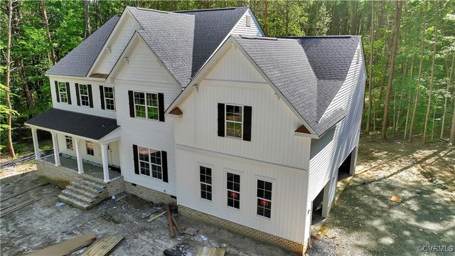 2935 Royal Virginia Ct, Louisa, VA 23093