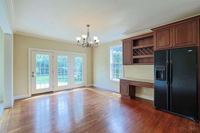 7919 Mitchell Farm Lane, Montgomery, OH 45242