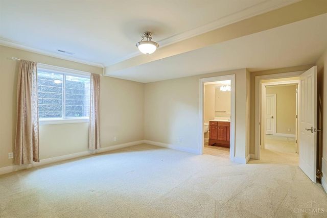 7919 Mitchell Farm Lane, Montgomery, OH 45242
