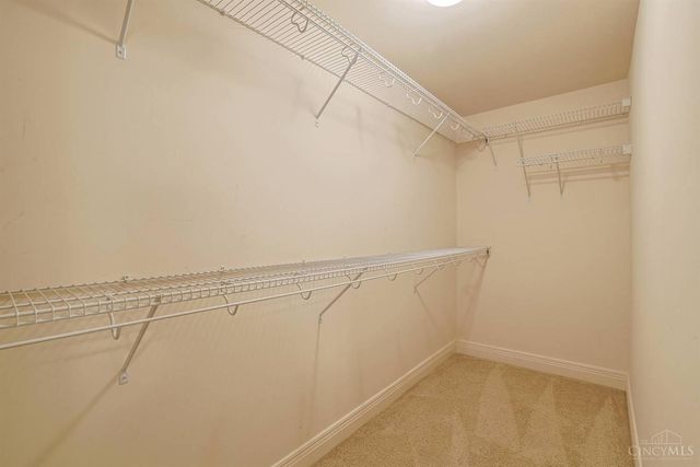 7919 Mitchell Farm Lane, Montgomery, OH 45242