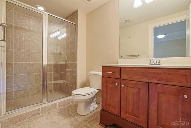 7919 Mitchell Farm Lane, Montgomery, OH 45242