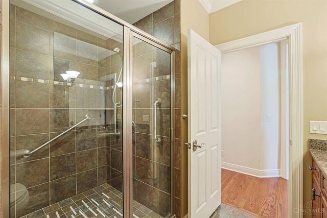7919 Mitchell Farm Lane, Montgomery, OH 45242
