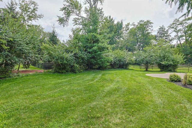 7919 Mitchell Farm Lane, Montgomery, OH 45242