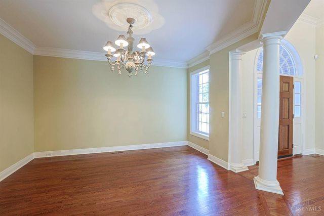 7919 Mitchell Farm Lane, Montgomery, OH 45242