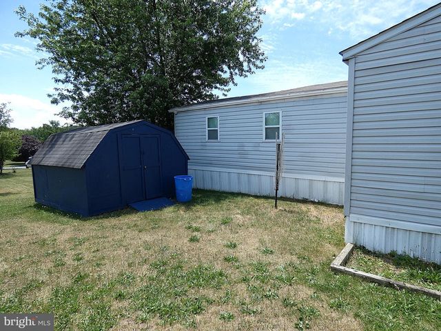 36 DALLAS DR, Grantville, PA 17028