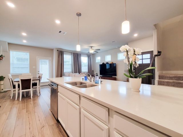 1510 Lakeline Oak Drive, Houston, TX 77084