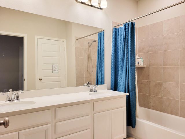 1510 Lakeline Oak Drive, Houston, TX 77084