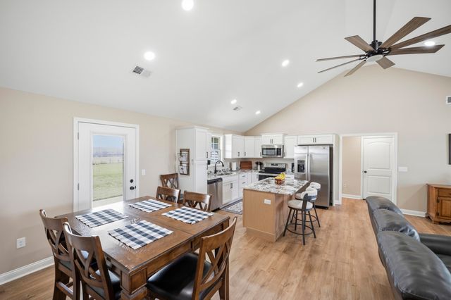 450 Wyldwood Way, Berea, KY 40403