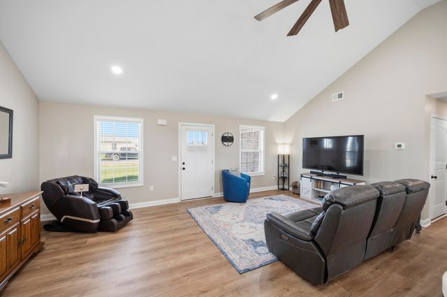 450 Wyldwood Way, Berea, KY 40403