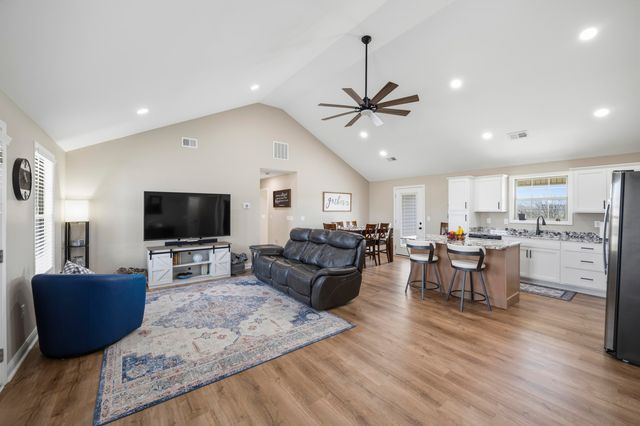 450 Wyldwood Way, Berea, KY 40403