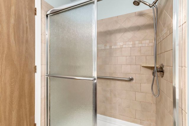 304 Glasgow Lane X1, Schaumburg, IL 60194