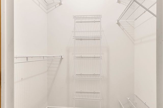 304 Glasgow Lane X1, Schaumburg, IL 60194