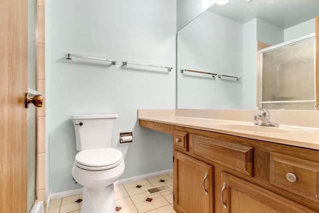 304 Glasgow Lane X1, Schaumburg, IL 60194