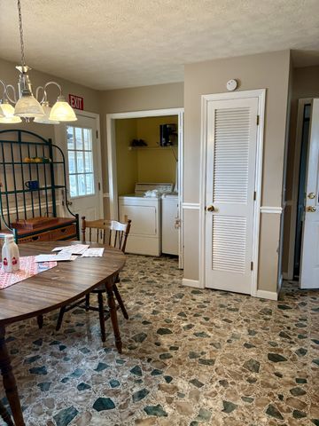 2004 Cody Dr, Lebanon, TN 37087