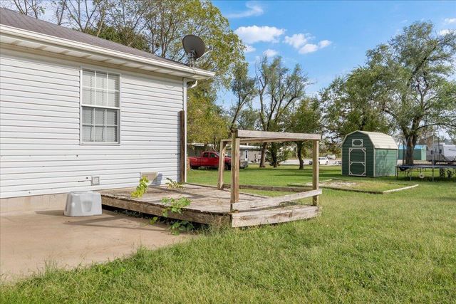 2916 W Chestnut Street, Springfield, MO 65803