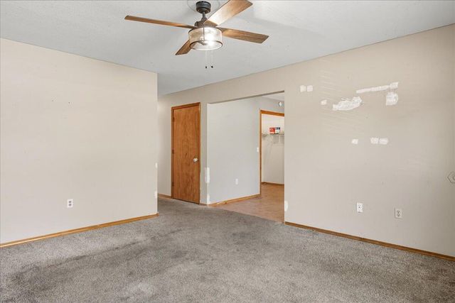 2916 W Chestnut Street, Springfield, MO 65803