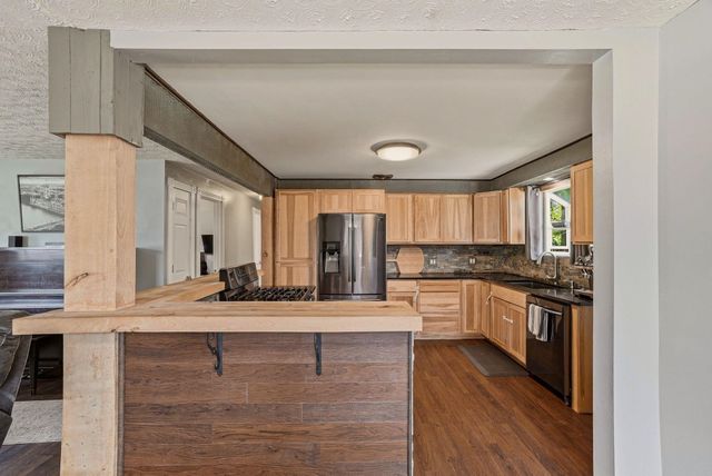 6808 N Stevens St, Spokane, WA 99208